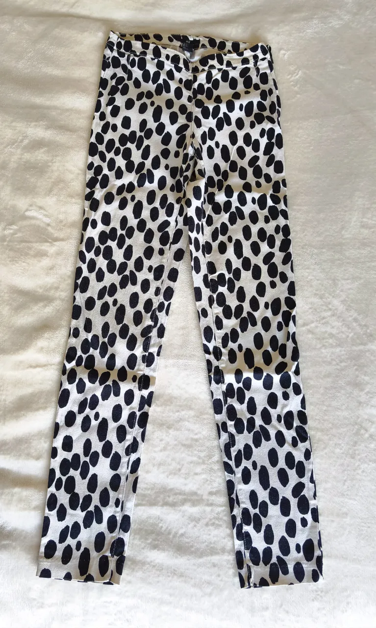 Pantalón H&M · Talle EU 32