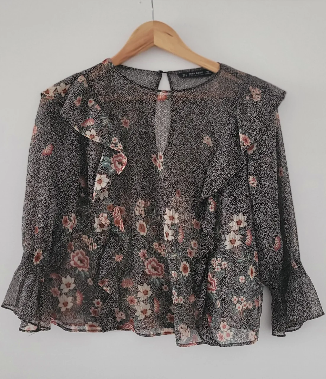 Zara Basic · Talle L