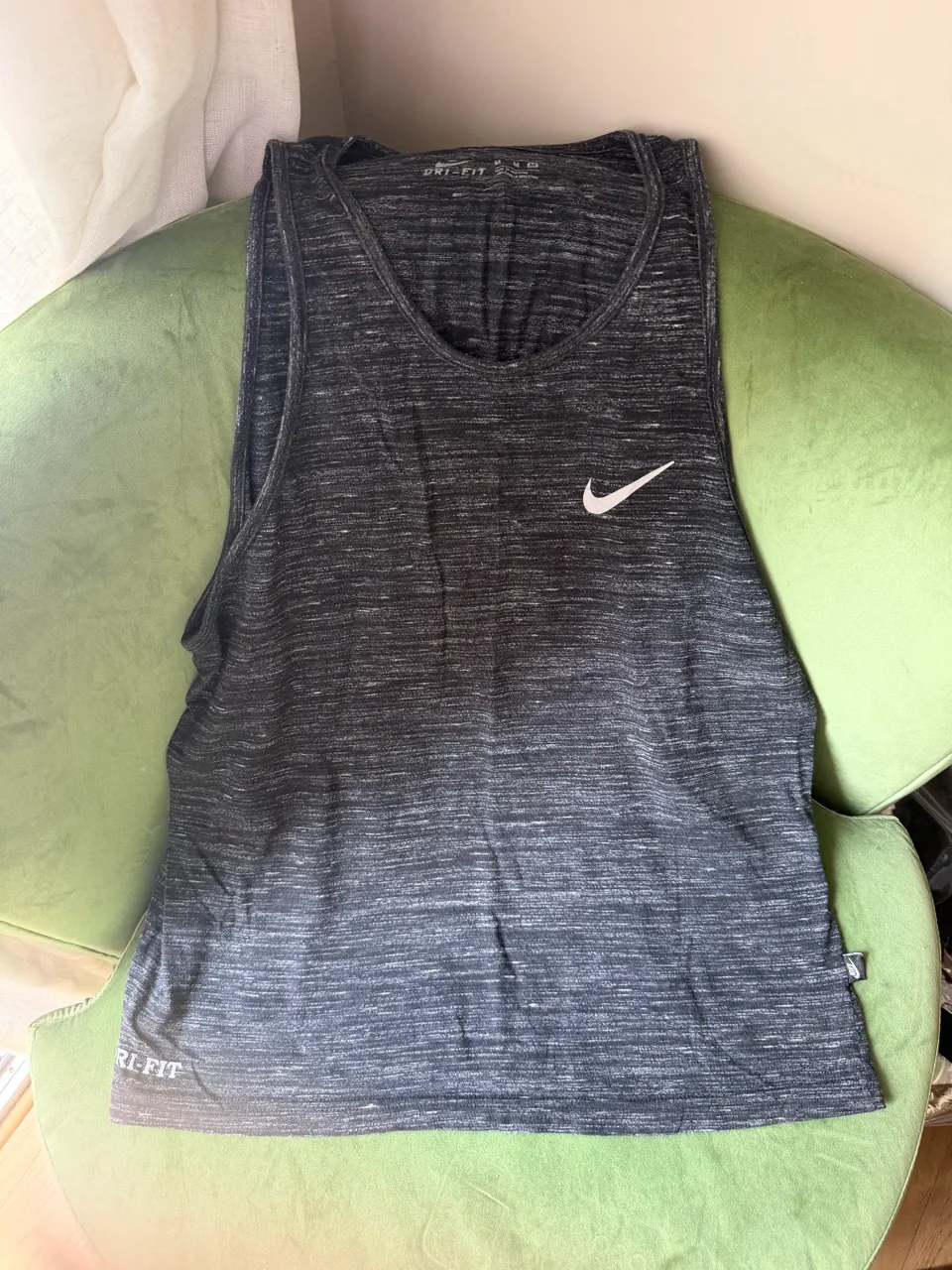 Nike · Talle M