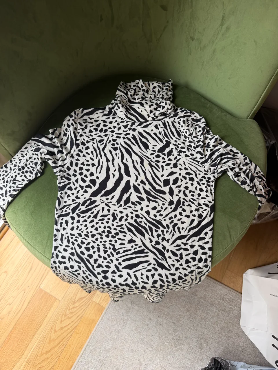 Remera H&M · Talle XS