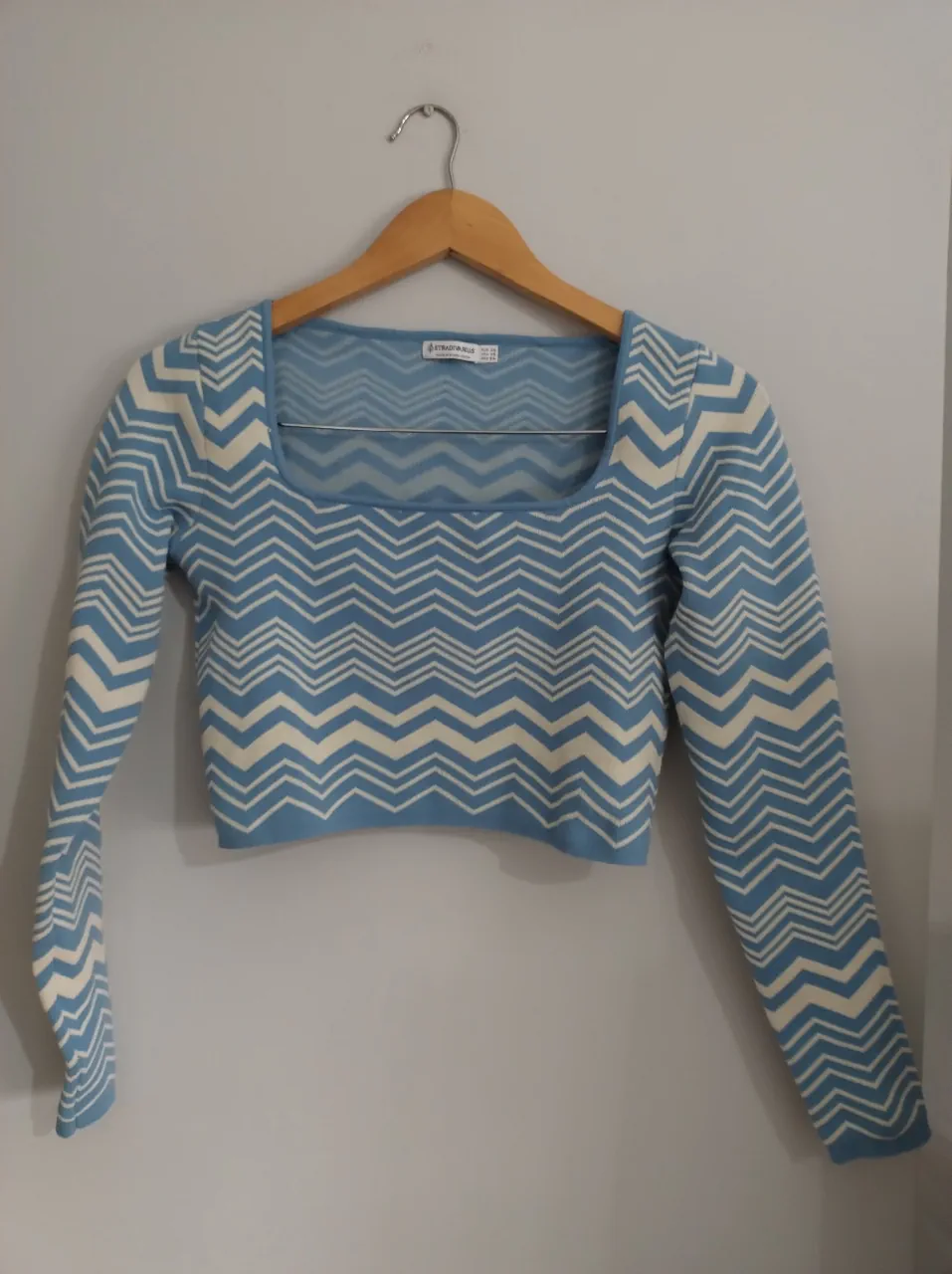 Sweater Stradivarius - imagen 1