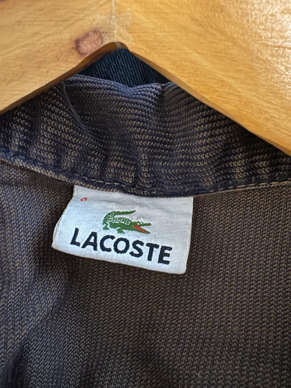 Lacoste · Talle L