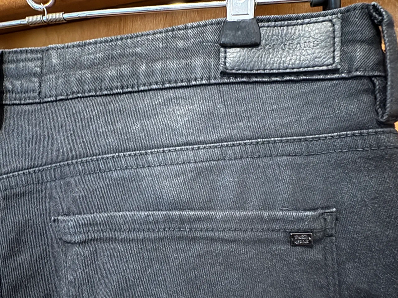 Jean TUCCI JEANS · Talle EU 51