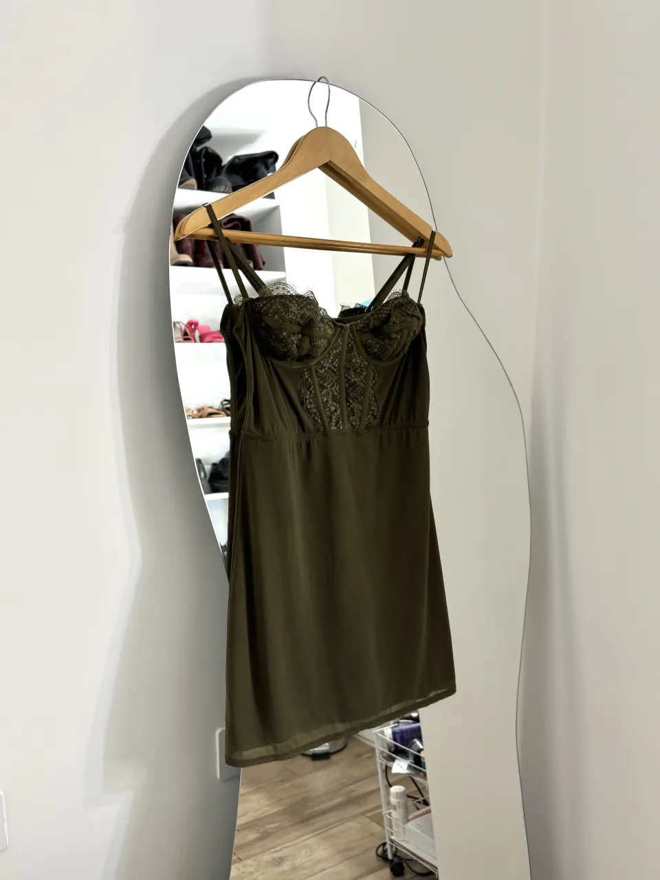 Vestido Urban Outfitters · Talle M