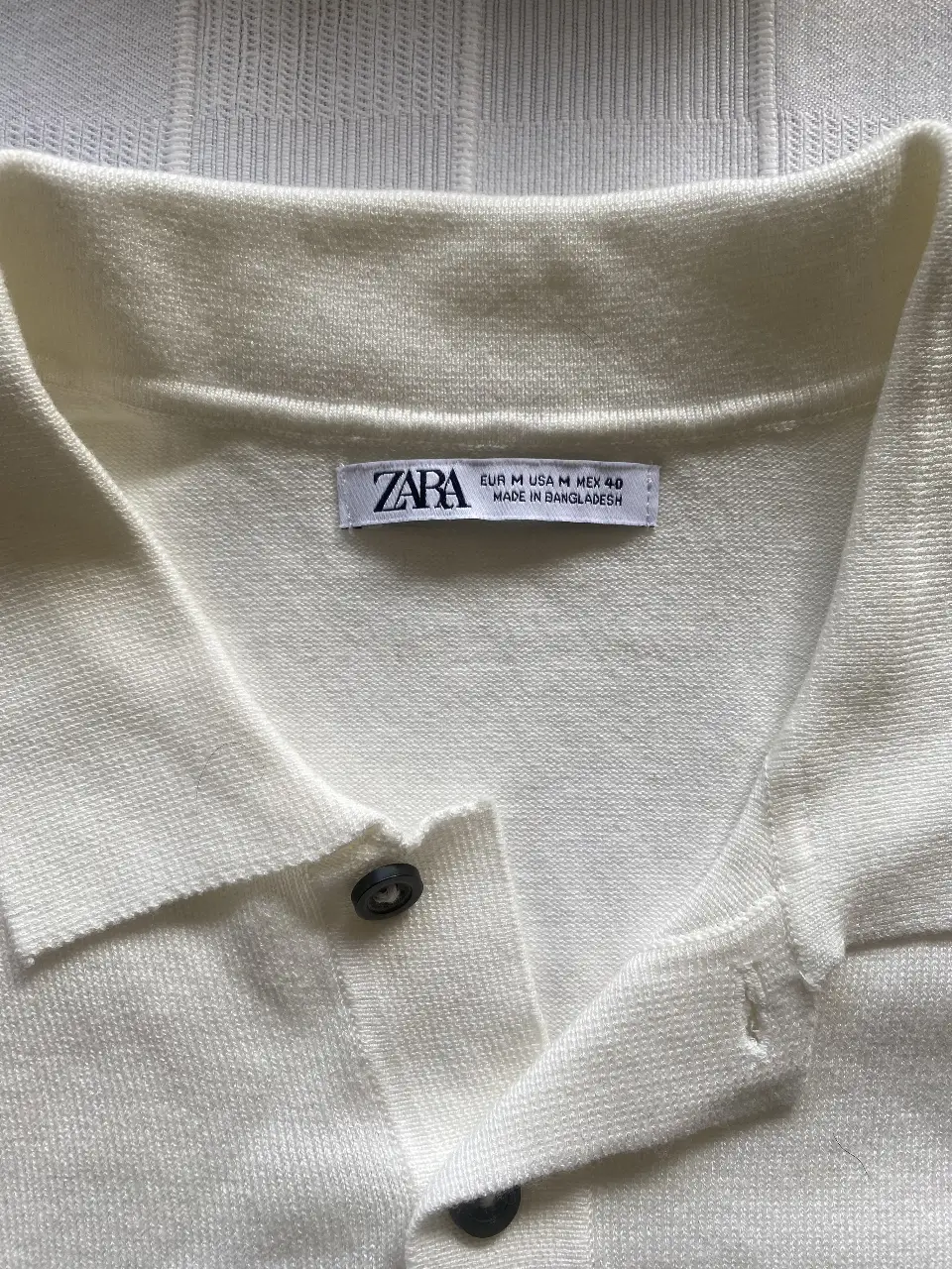 Remera Zara · Talle M