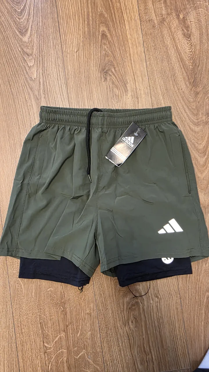 Ropa deportiva adidas · Talle L