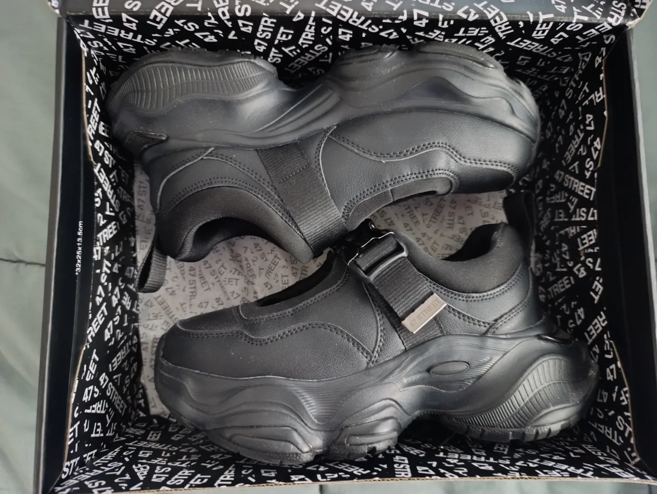 Zapatillas 47 Street · Talle AR 37