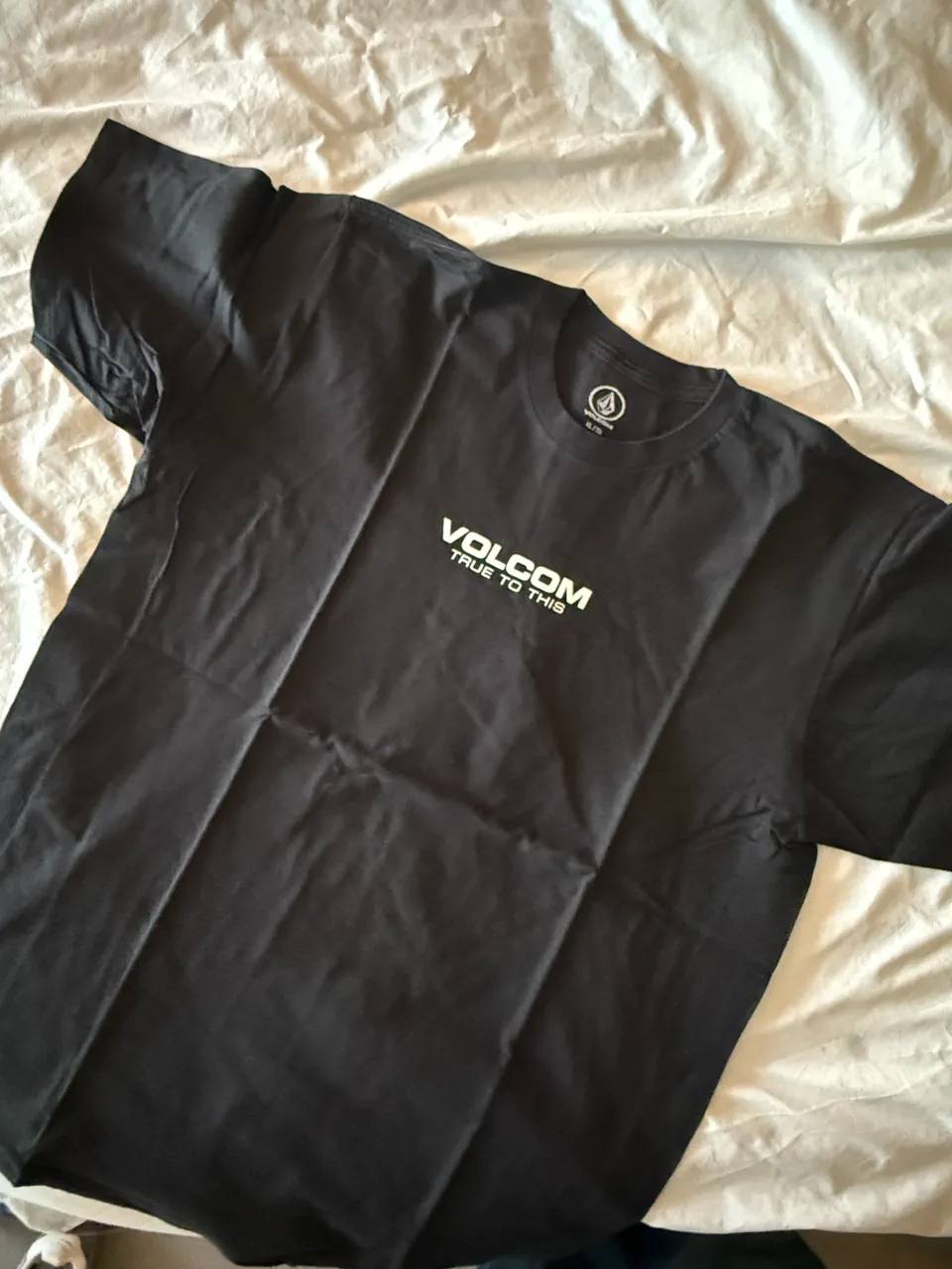 Remera Volcom · Talle XL