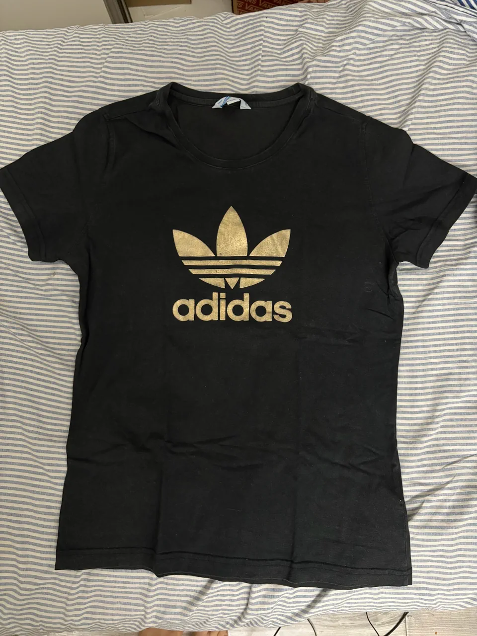adidas · Talle L