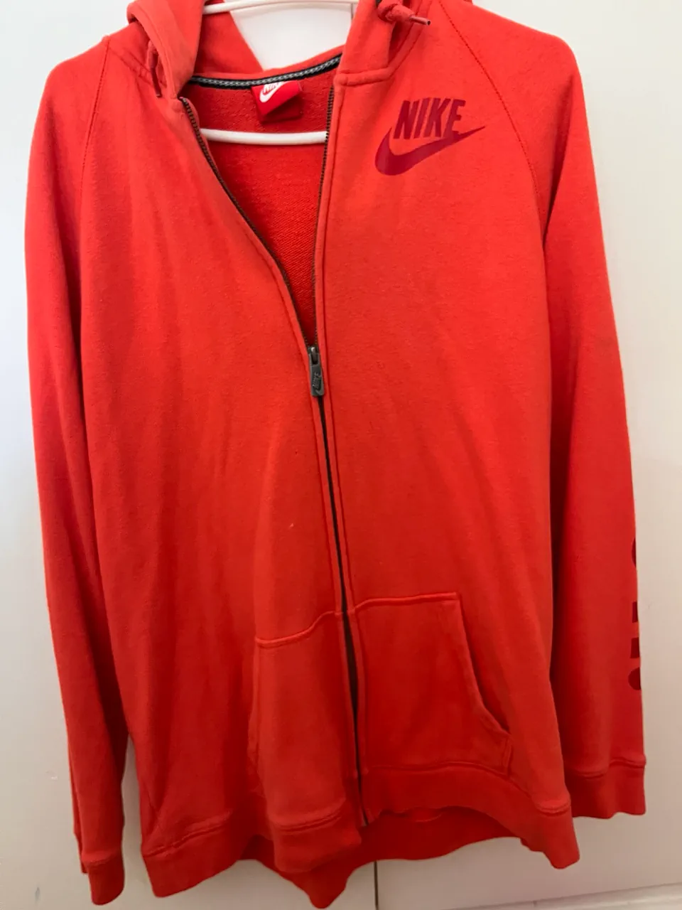 Nike · Talle M