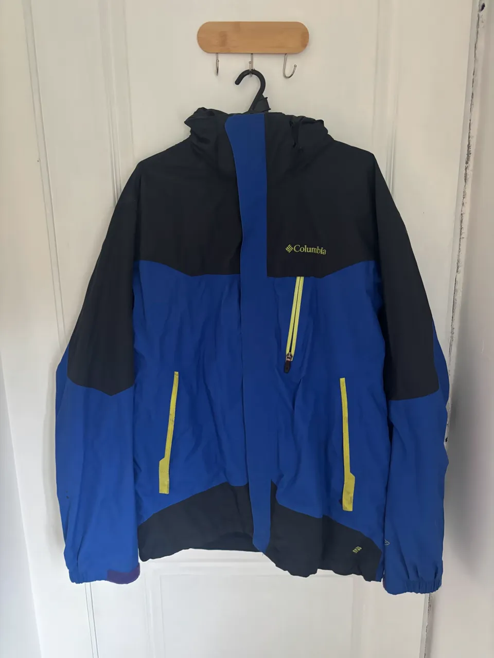 Columbia · Talle L