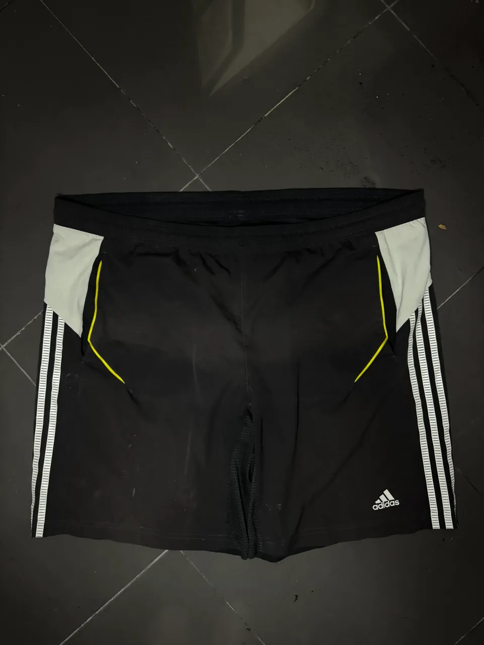 Short adidas - imagen 1