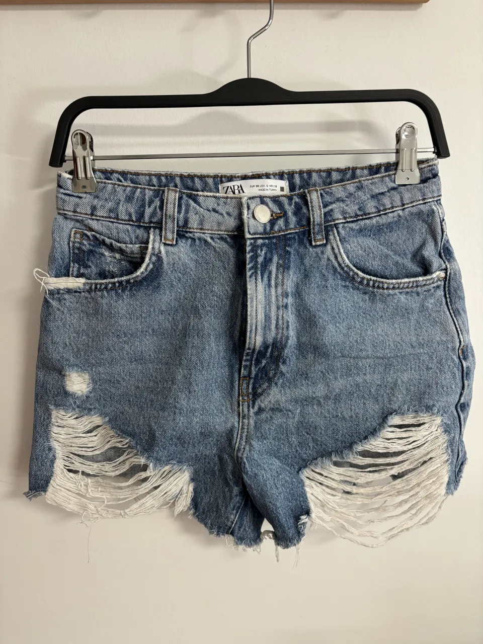 Short Zara · Talle EU 36