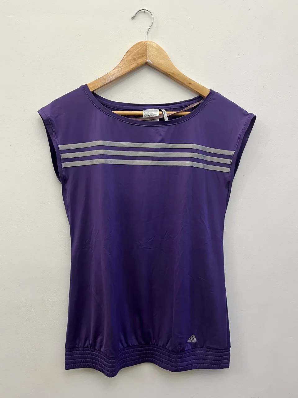 adidas · Talle S