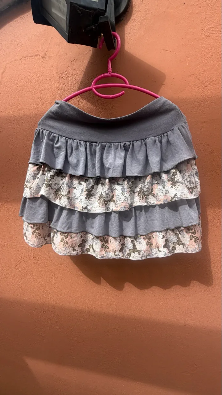 Pollera Otra - imagen 1