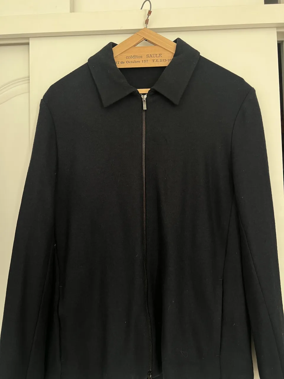 Campera A ≠ - imagen 1