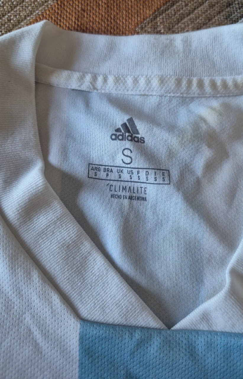 Camiseta adidas - imagen 4