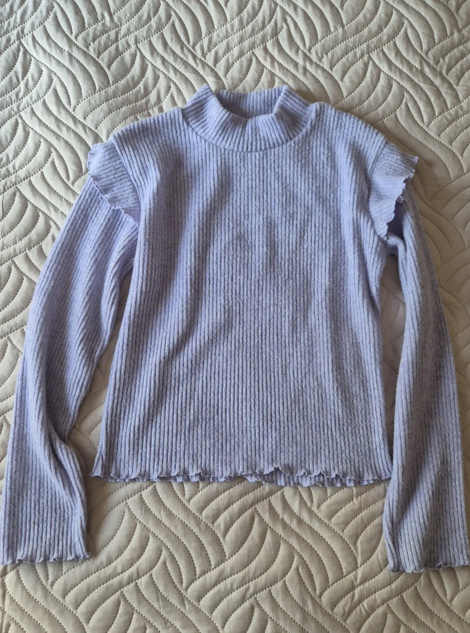 Remera A ≠ · Talle único