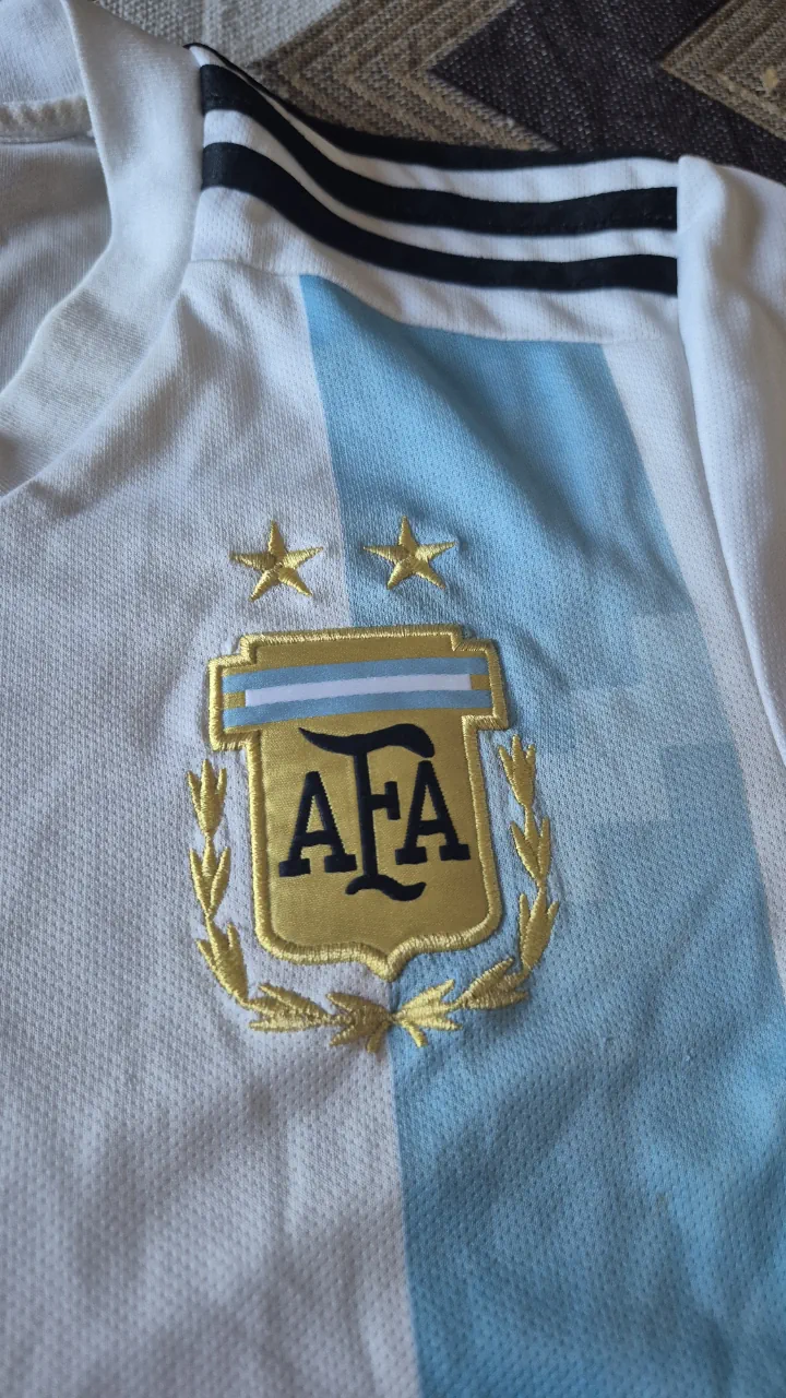 Camiseta adidas - imagen 3