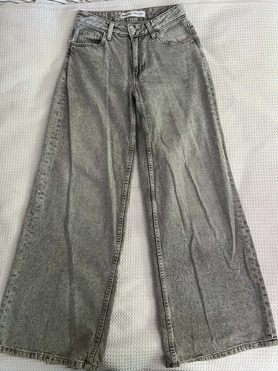 Pantalón  Bershka · Talle EU 36