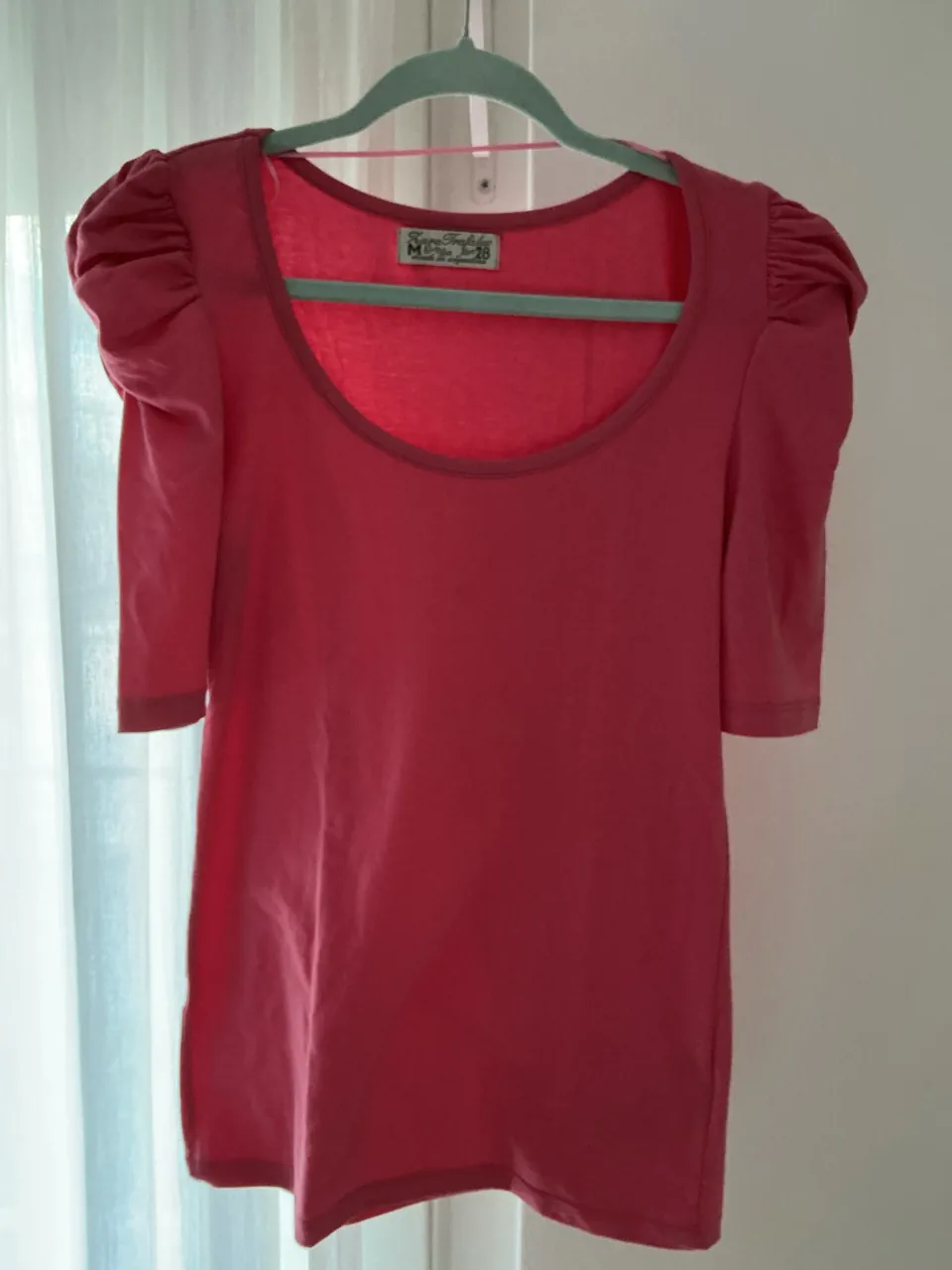 Remera Zara Trafaluc · Talle M