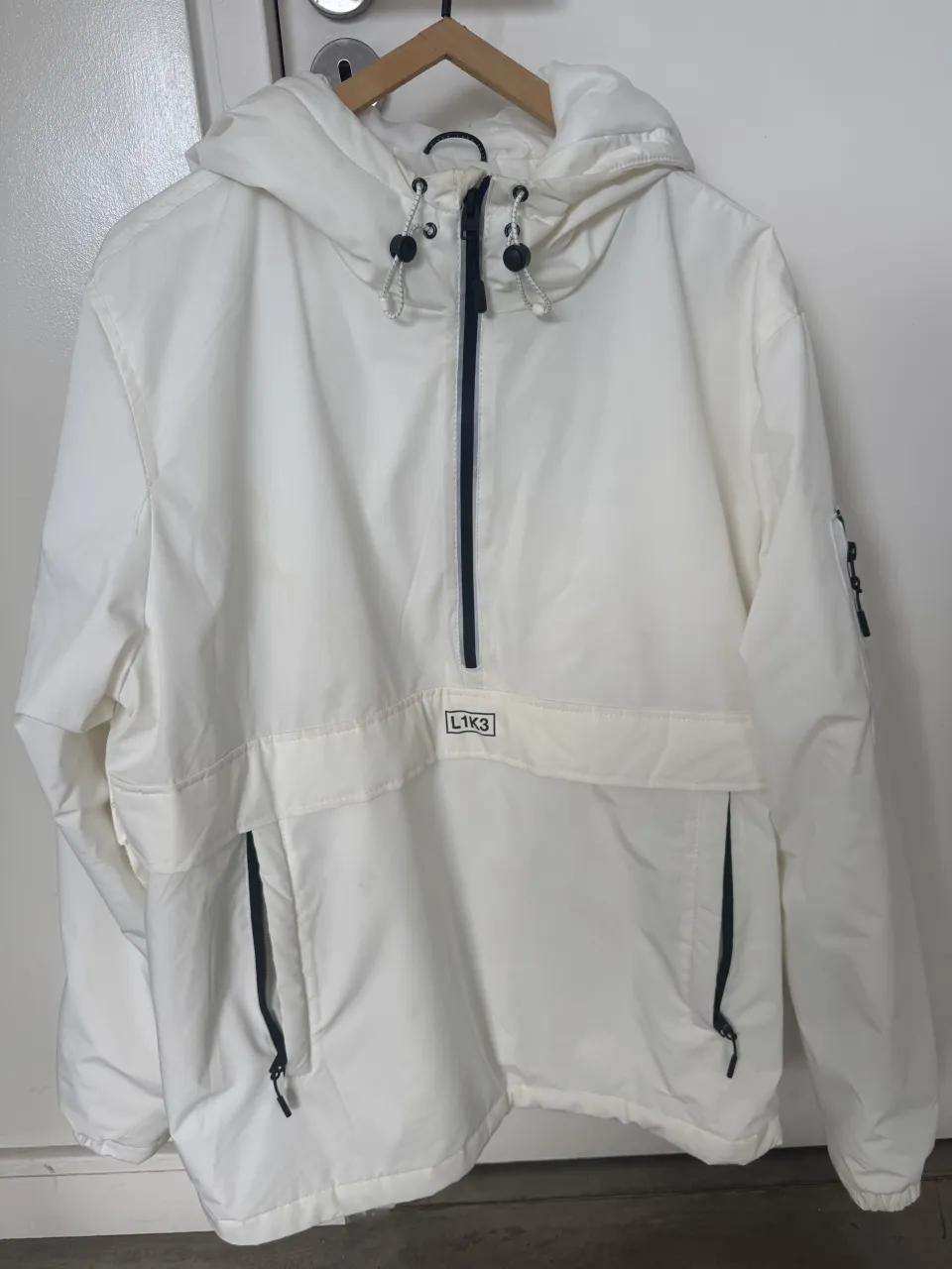Campera Bershka · Talle L