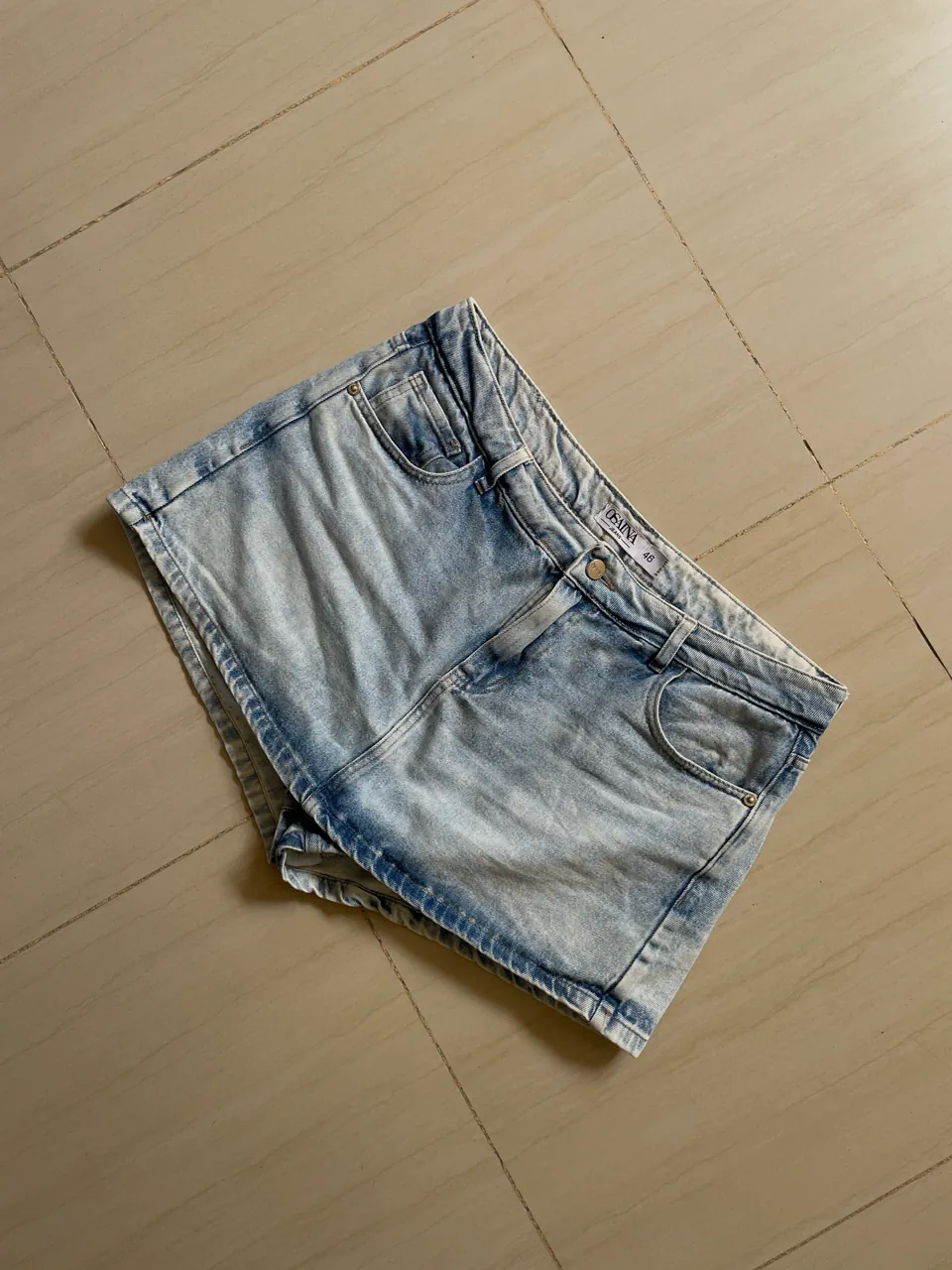 Short Osaina · Talle MEX/ARG 46