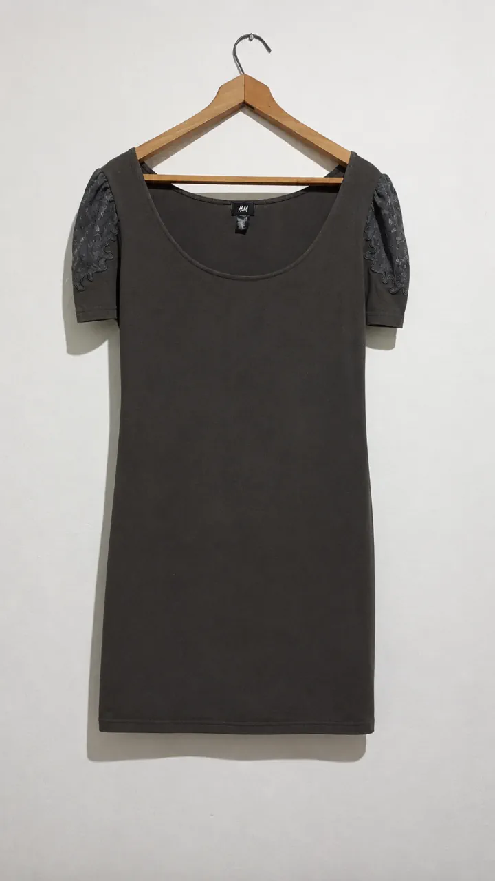 Vestido H&M · Talle L