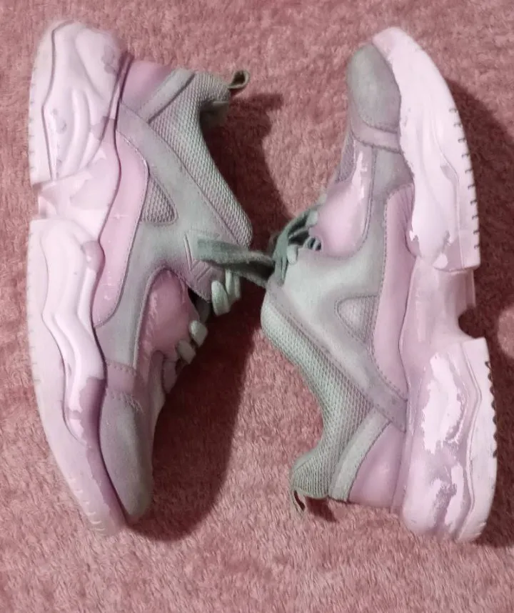 Zapatillas Sarkany · Talle AR 36
