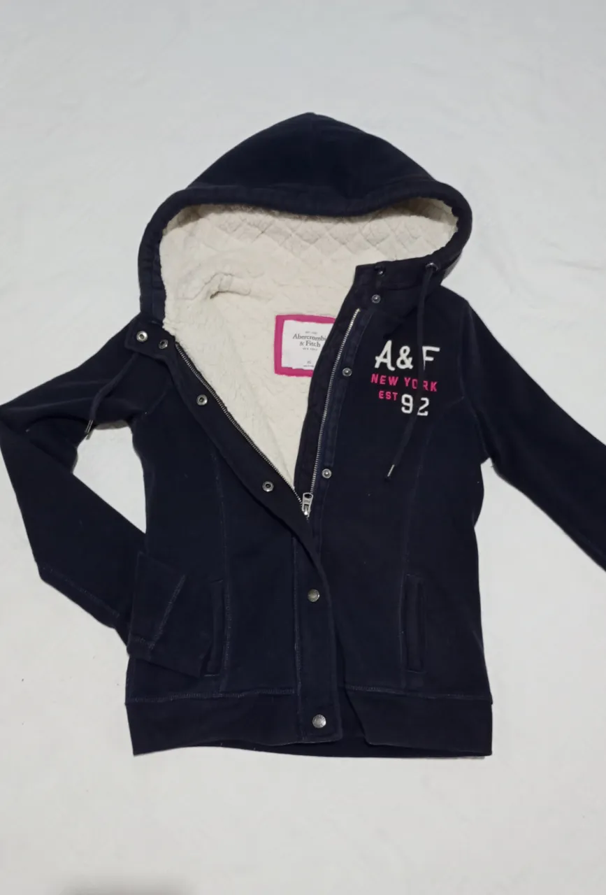 Campera Abercrombie & Fitch - imagen 1