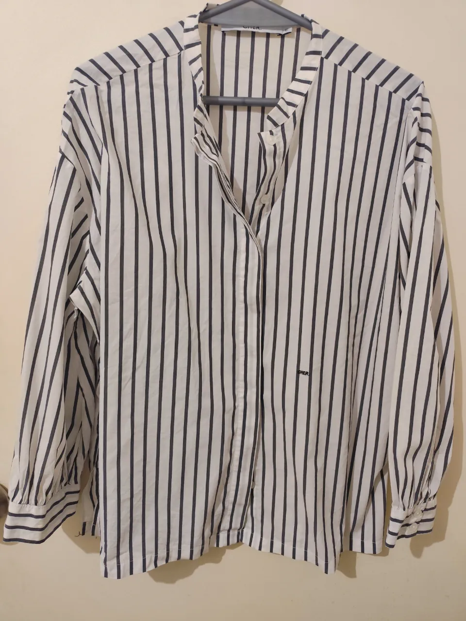 CHER. · Talle L