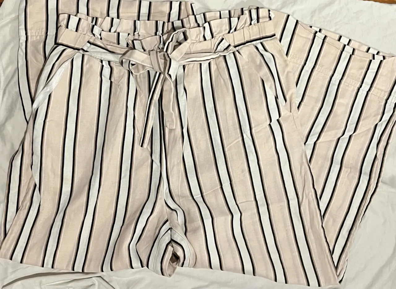 Pantalón New Look · Talle EU 36
