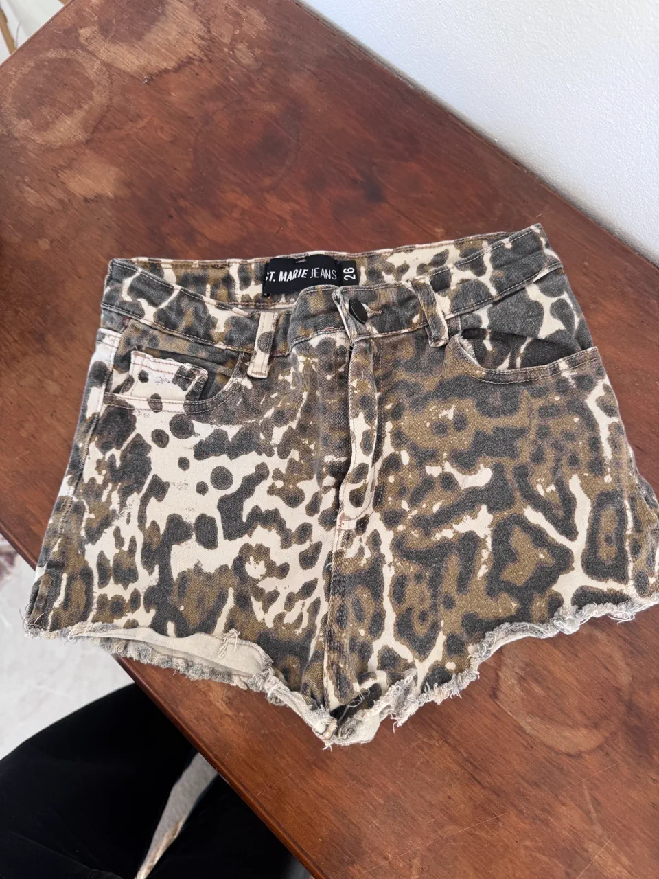 Short ST. MARIE · Talle EU 34
