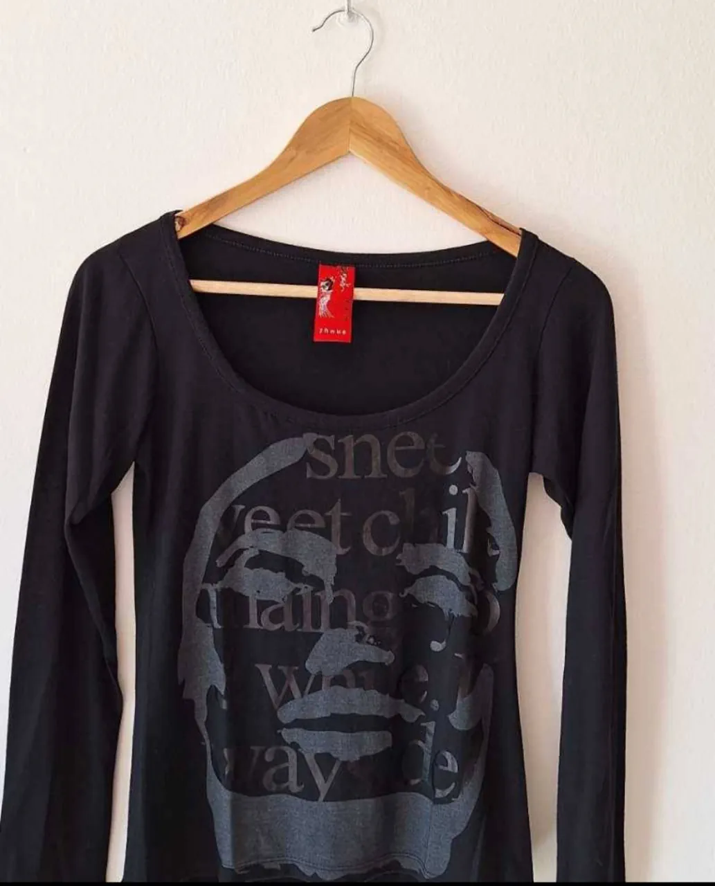 Remera Zhoue - imagen 1