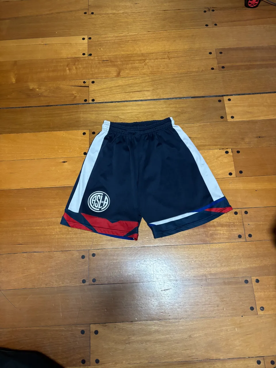 San lorenzo · Talle S