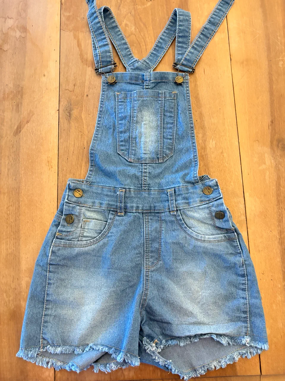 Jardinero corto Sin marca · Talle 11 años / 146 cm