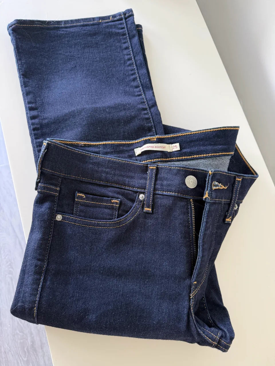 Jean Levi's - imagen 1