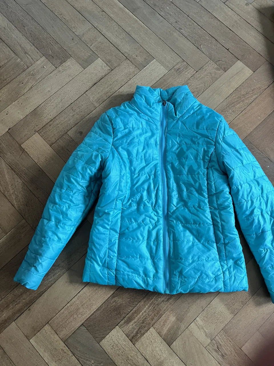 Campera A ≠ - imagen 1