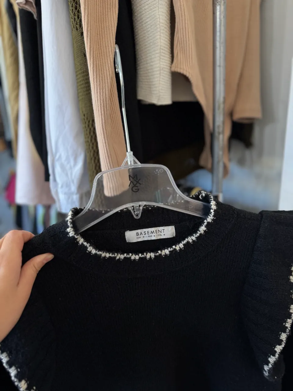 Sweater Basement - imagen 3