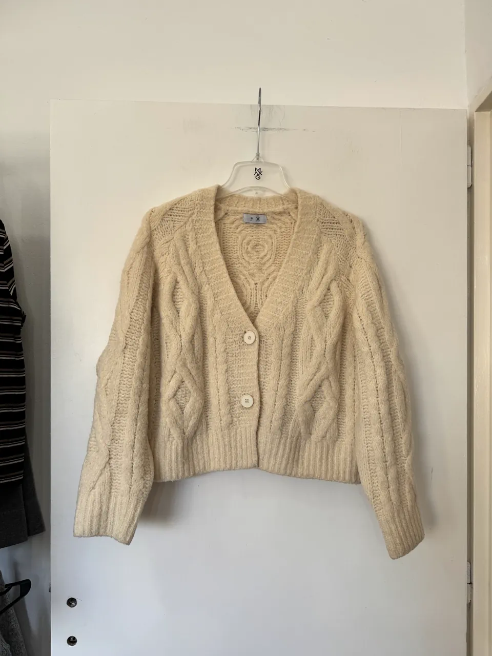 Cardigan Fm - imagen 1