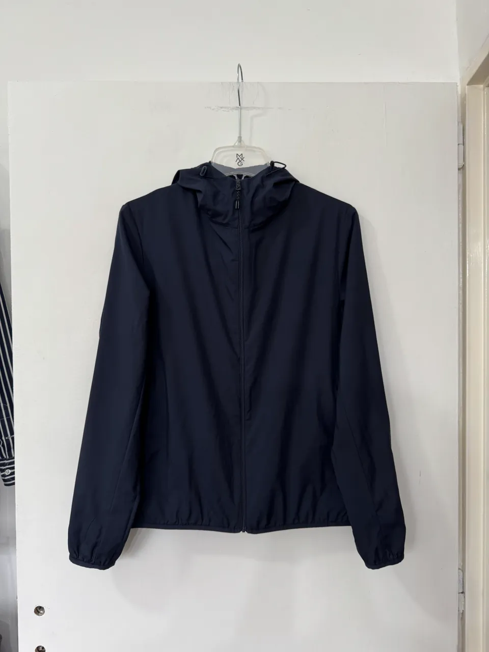 Rompeviento Uniqlo · Talle M