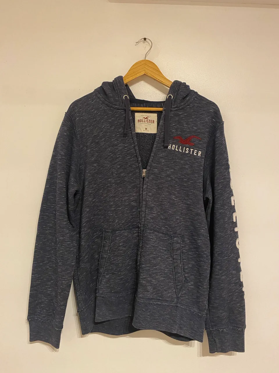 Hollister · Talle M