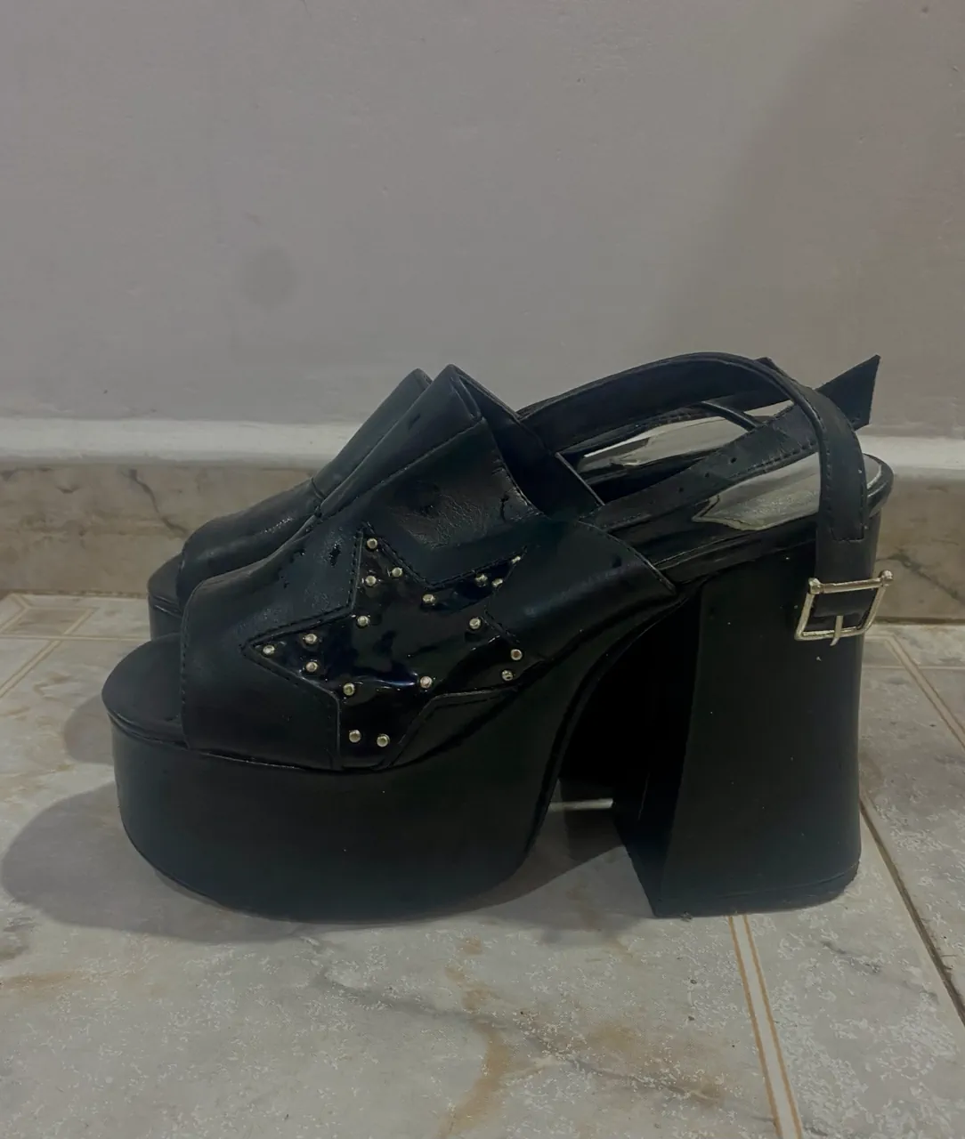 Vizzano · Talle AR 36