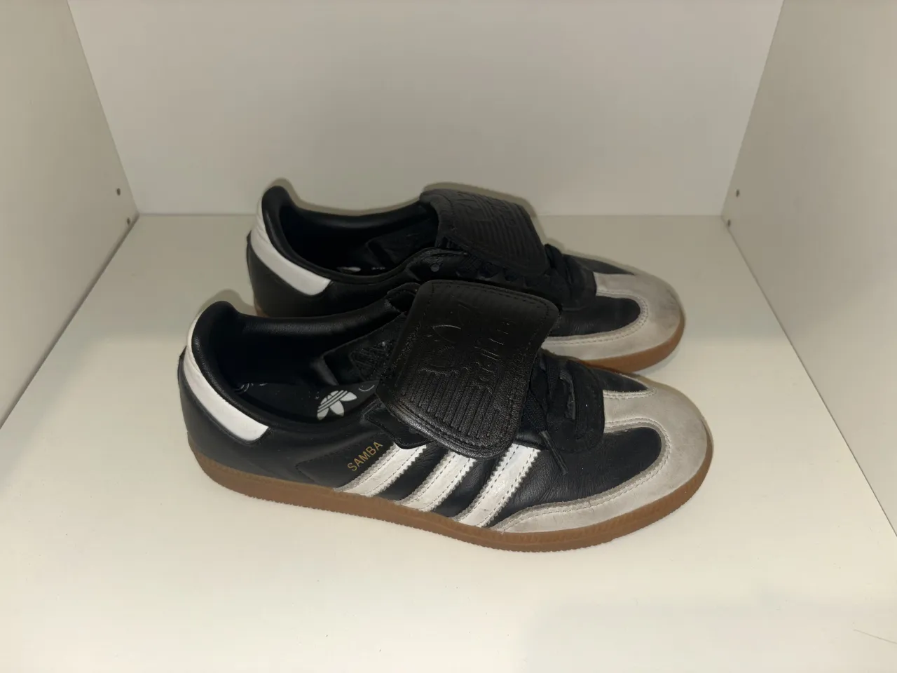 Zapatillas adidas - imagen 1