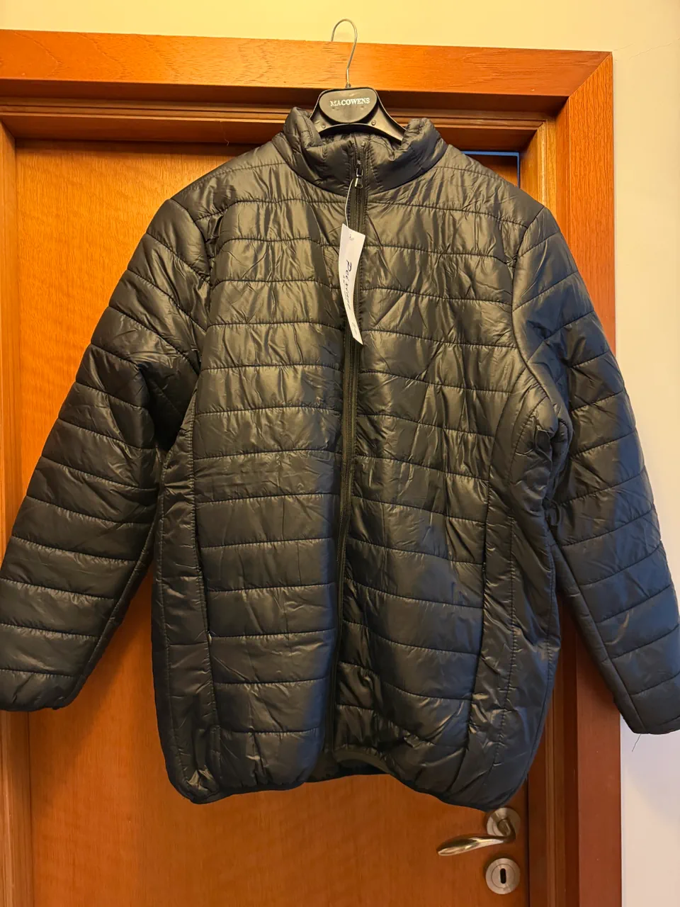 Campera Ninguna - imagen 1