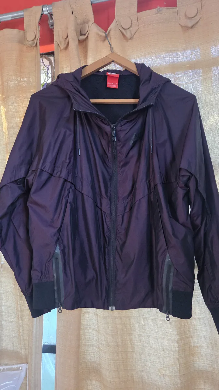 Rompeviento Nike · Talle M