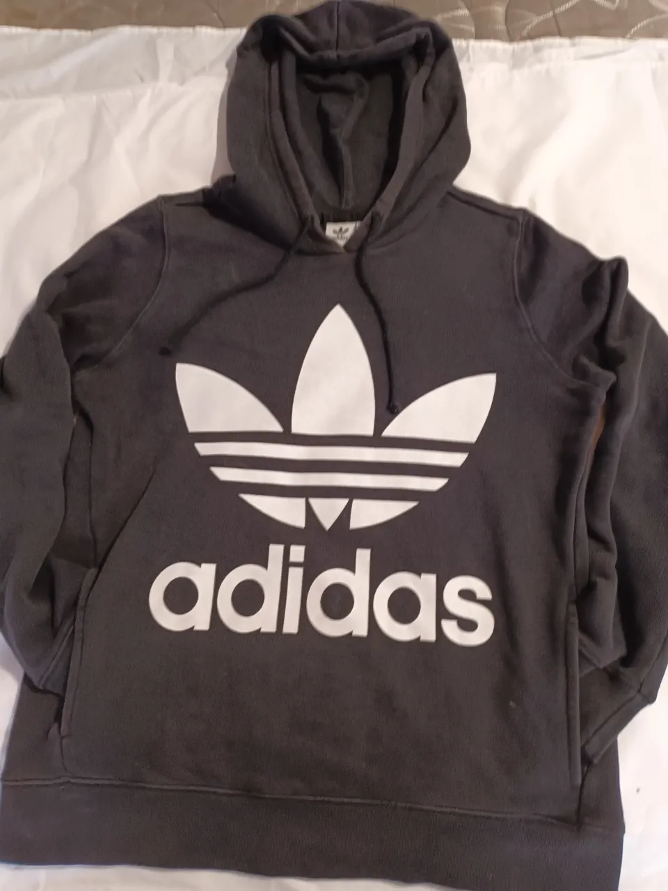 adidas · Talle S
