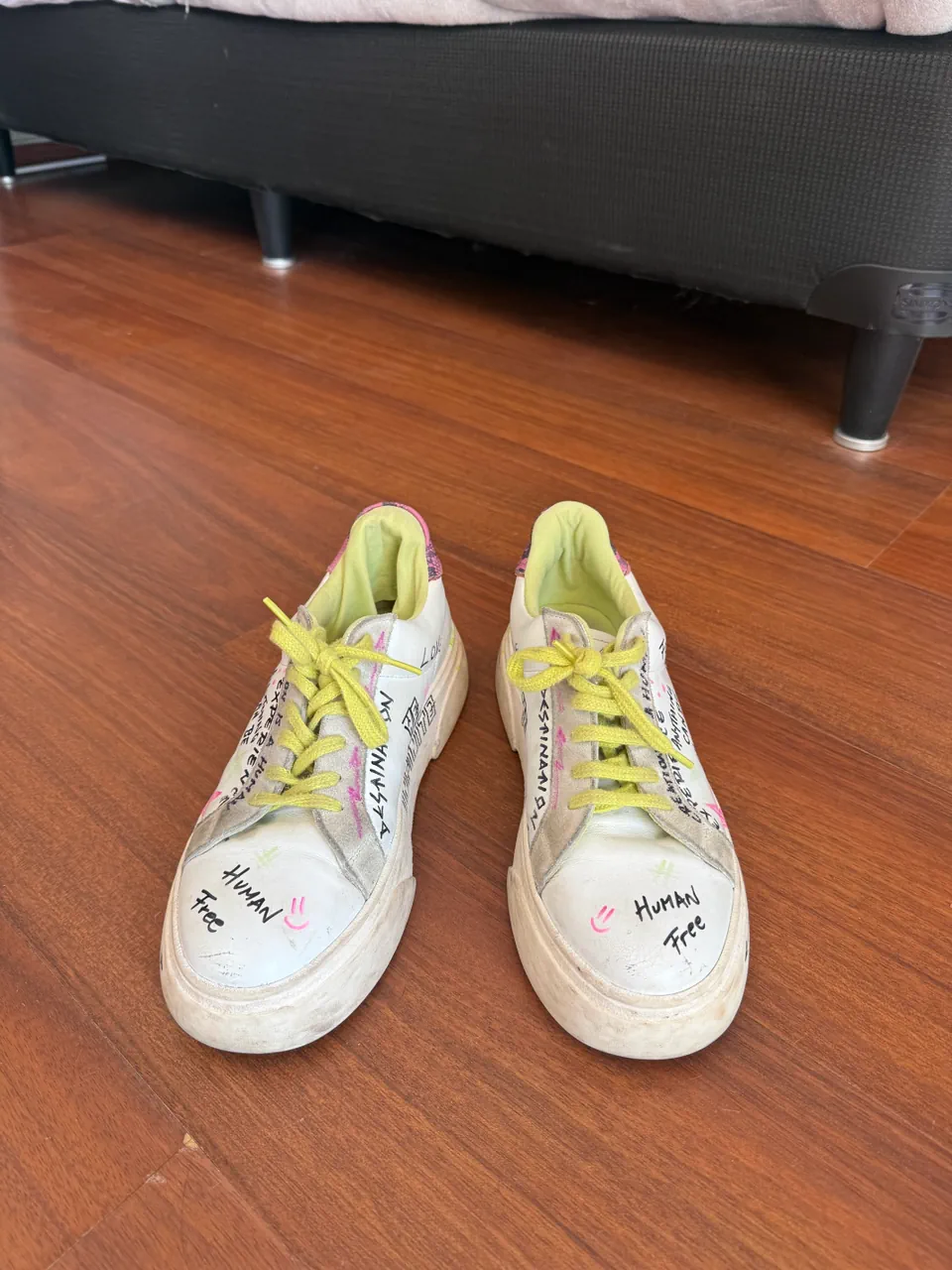 Zapatillas Sarkany · Talle AR 39