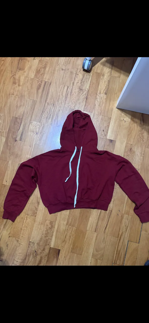 Buzo Forever 21 · Talle S