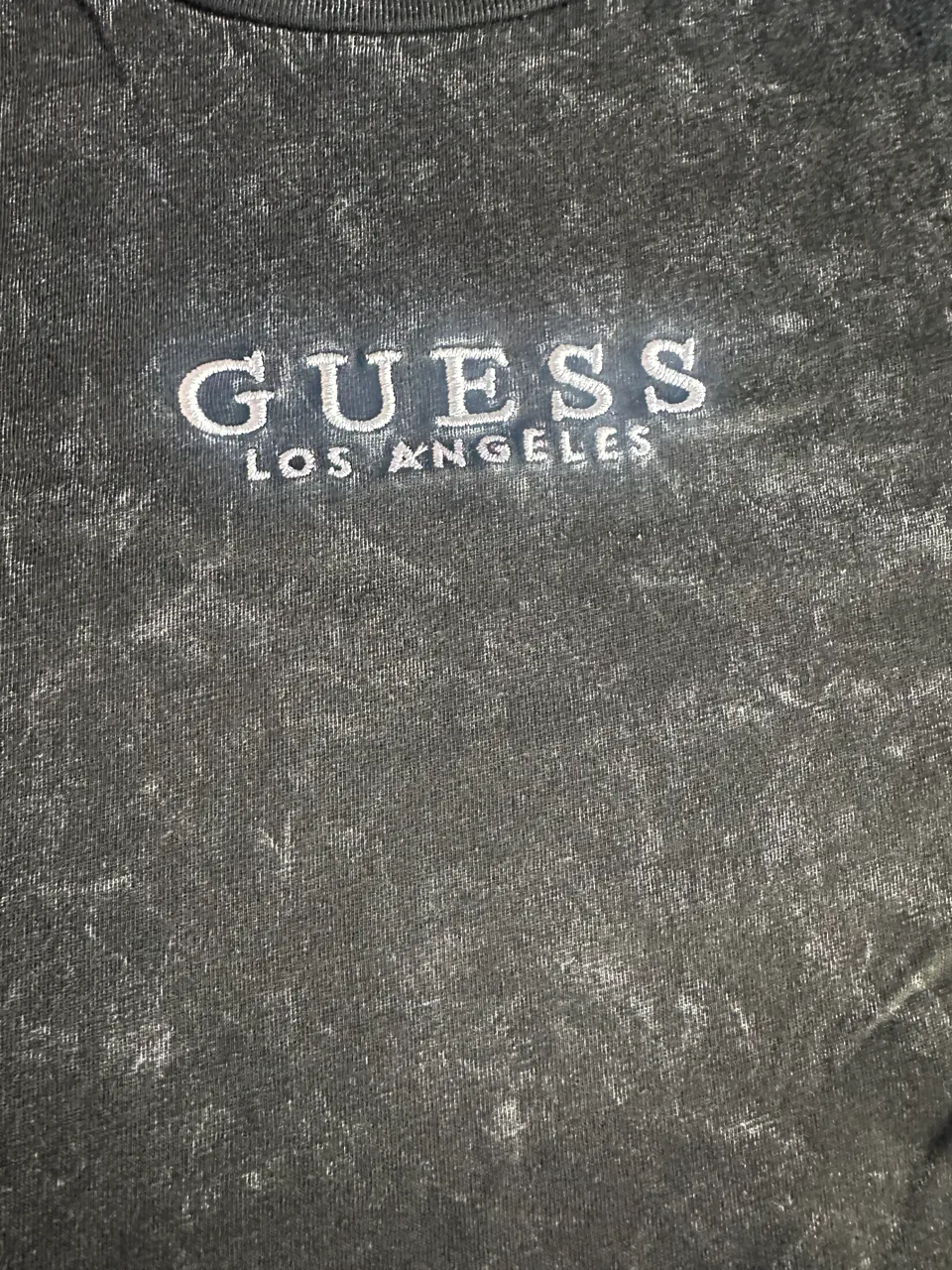 Remera GUESS - imagen 1